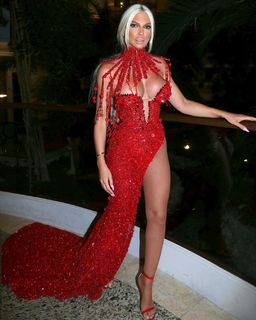 Jelena Karleuša feet photo 6