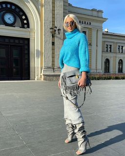 Jelena Karleuša feet photo 1