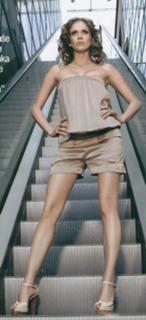 Jelena Rozga feet photo thumbnail