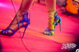 Jelena Rozga feet photo thumbnail