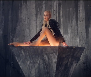 Jelena Rozga feet photo thumbnail