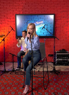 Jelena Rozga feet photo thumbnail