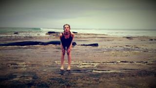 Jella Haase feet photo thumbnail