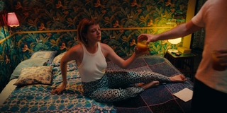 Jella Haase feet photo thumbnail