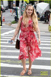 Jemima Kirke feet photo 18