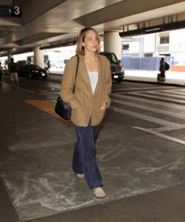 Jemima Kirke feet photo 8