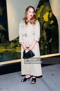 Jemima Kirke feet photo 1