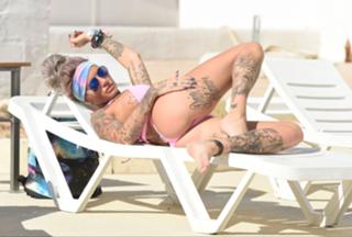 Jemma Lucy feet photo 2