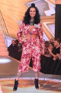 Jemma Lucy feet photo 1