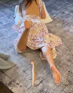 Jen Hamilton feet photo 3