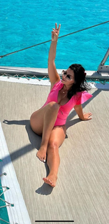 Jen Hamilton feet photo 7