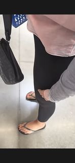 Jen Hamilton feet photo 7