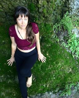 Jen Hilman feet photo 3
