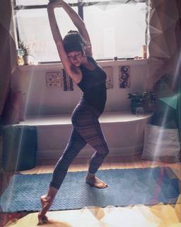 Jen Hilman feet photo 12