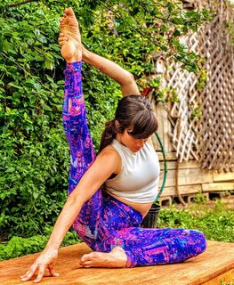 Jen Hilman feet photo 16