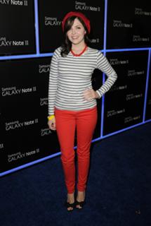 Jen Lilley feet photo 2