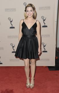 Jen Lilley feet photo 1