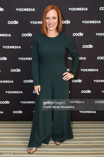 Jen Psaki feet photo thumbnail