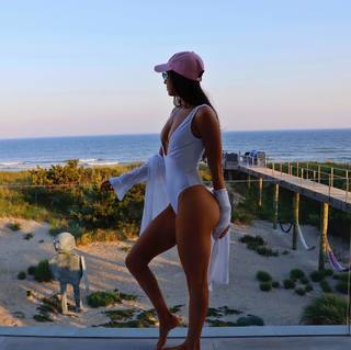 Jen Selter feet photo thumbnail
