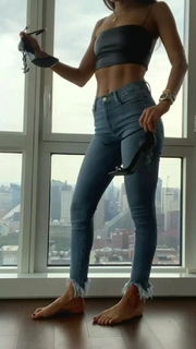 Jen Selter feet photo thumbnail