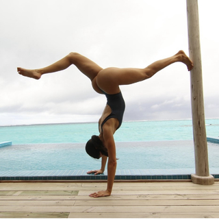 Jen Selter feet photo thumbnail