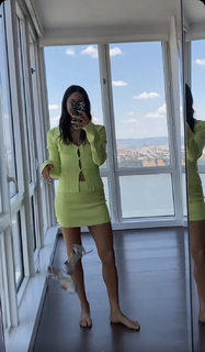 Jen Selter feet photo thumbnail