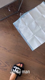 Jen Selter feet photo thumbnail