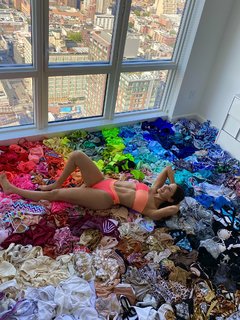 Jen Selter feet photo thumbnail