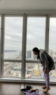 Jen Selter feet photo thumbnail