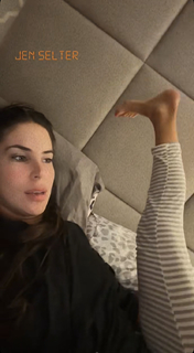 Jen Selter feet photo thumbnail