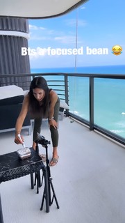 Jen Selter feet photo thumbnail