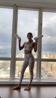 Jen Selter feet photo thumbnail