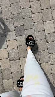 Jen Selter feet photo thumbnail