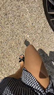 Jen Selter feet photo thumbnail