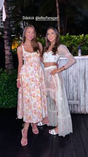 Jen Selter feet photo thumbnail