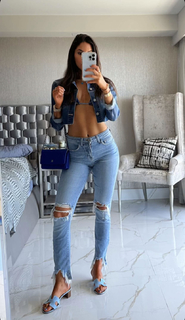 Jen Selter feet photo thumbnail