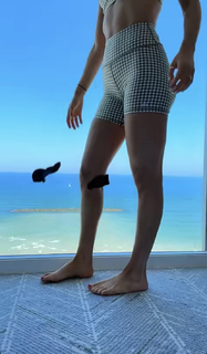 Jen Selter feet photo thumbnail