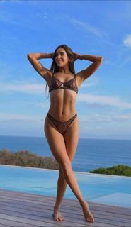 Jen Selter feet photo 6