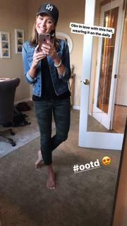 Jen Vick feet photo 8
