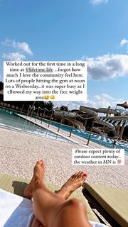 Jen Vick feet photo 9