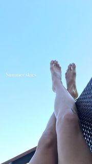 Jen Vick feet photo 19