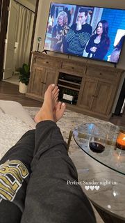 Jen Vick feet photo 17