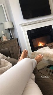 Jen Vick feet photo 8