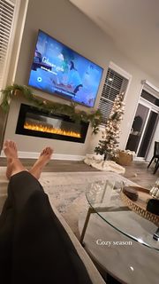 Jen Vick feet photo 15