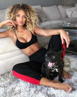 Jena Frumes feet photo thumbnail