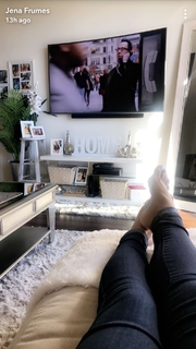 Jena Frumes feet photo thumbnail