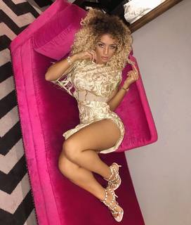 Jena Frumes feet photo thumbnail