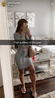 Jena Frumes feet photo thumbnail