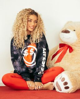 Jena Frumes feet photo thumbnail