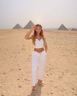 Jena Frumes feet photo thumbnail